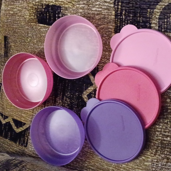 2/$60 New Colorful Tupperware Bowls - Set Of 3 With Lids - Picture 2 of 6